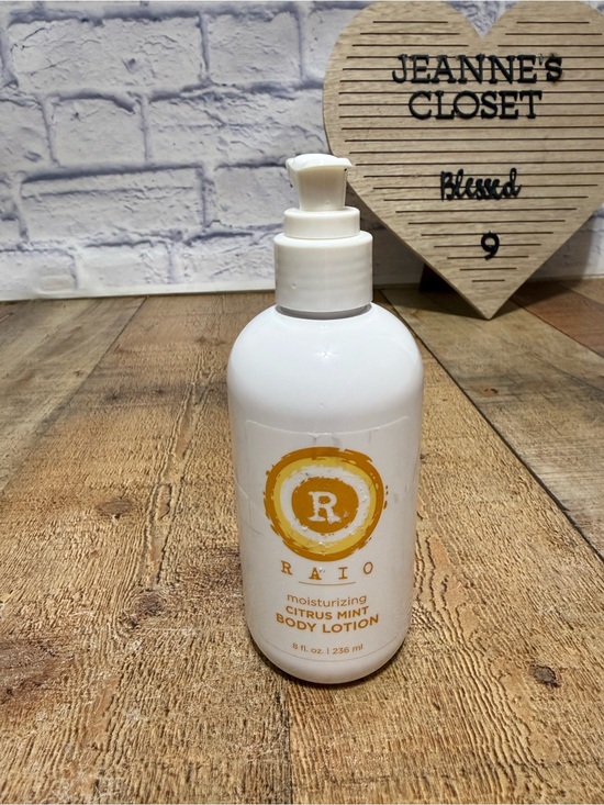 Raio Other - Raio Daily Moisturizing Citrus Mint Body Lotion  8 fl oz with Pump - NEW